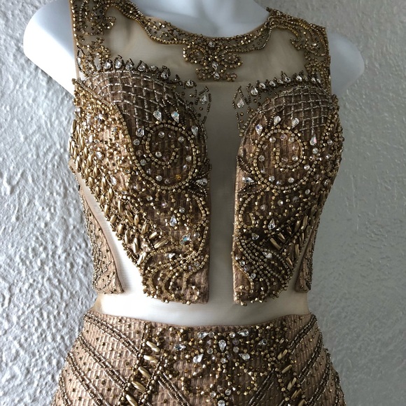 Gold beaded couture dress - Picture 3 of 5
